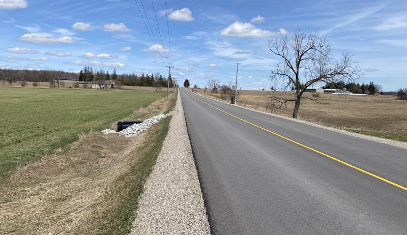3.8 kms of Guelph Nichol Townline was resurfaced in 2023 using investments from the CCBF.  
